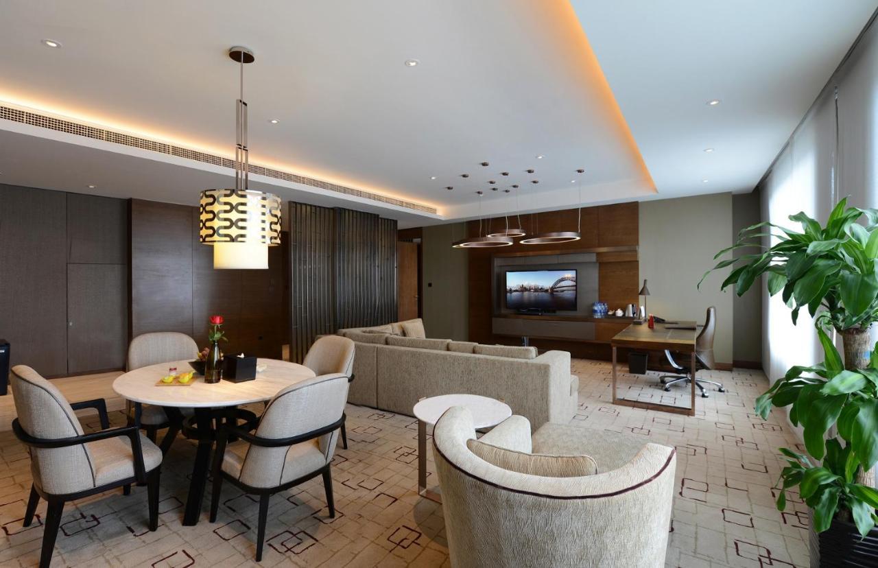 Intercontinental Nantong By Ihg-Best View Of Yangtze Zewnętrze zdjęcie